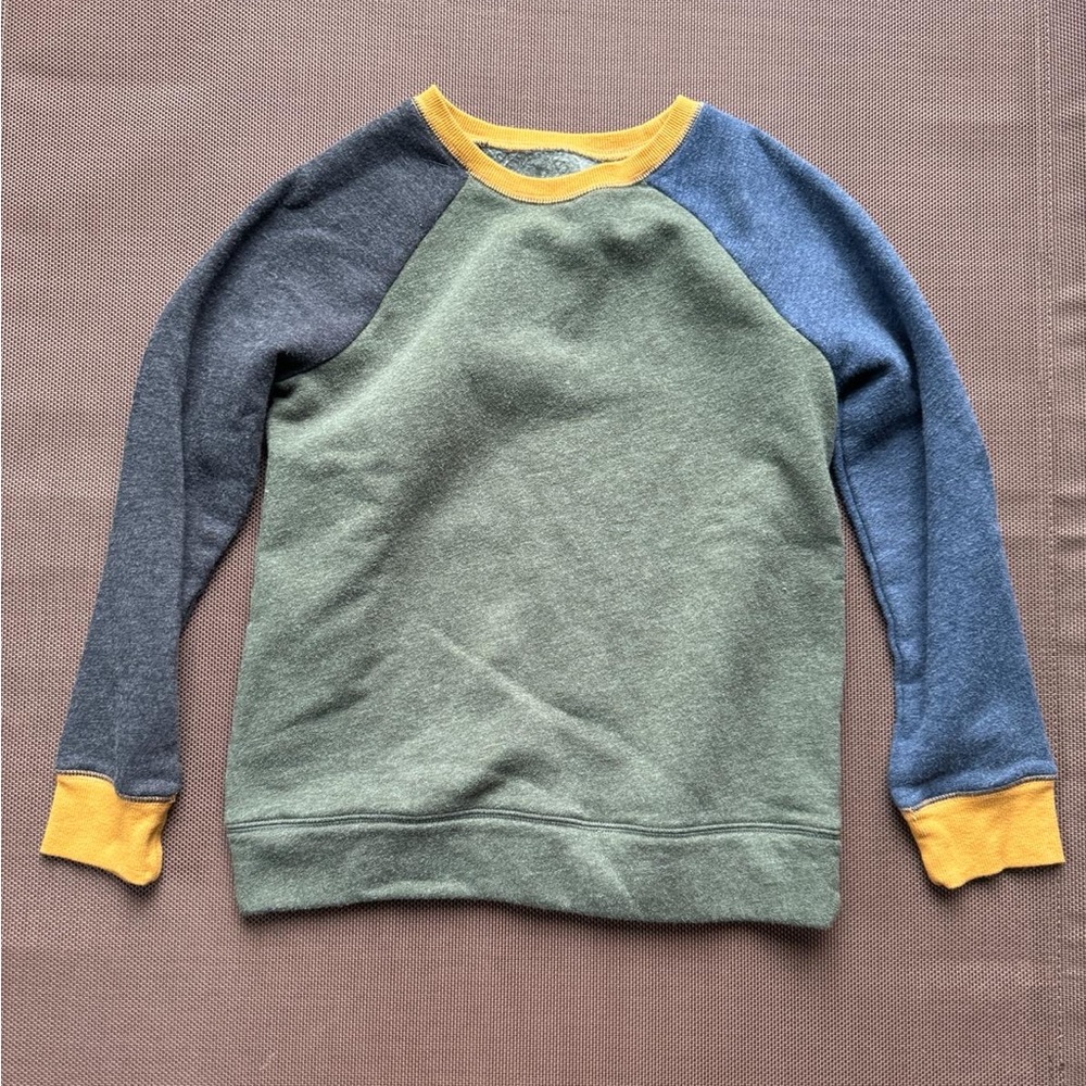 Colorblock sweatshirt size 8
